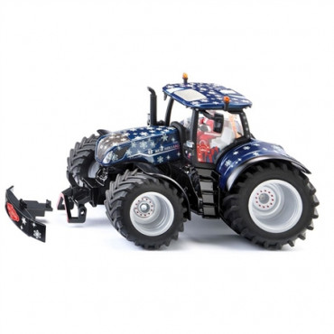 New Holland Tractor  1:32 Scale Christmas